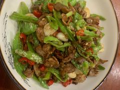 -湖南人家湘菜馆(镇江路店)