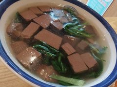 -禧凰·老上海白斩鸡辣肉面店