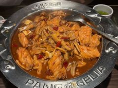 -胖哥俩肉蟹煲(杭州大厦中央广场店)