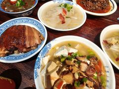 -蓝田九大碗民俗食府(蓝田店)