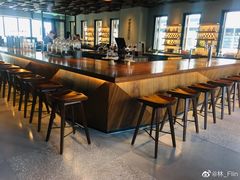 -星巴克臻选(国贸商城首店)