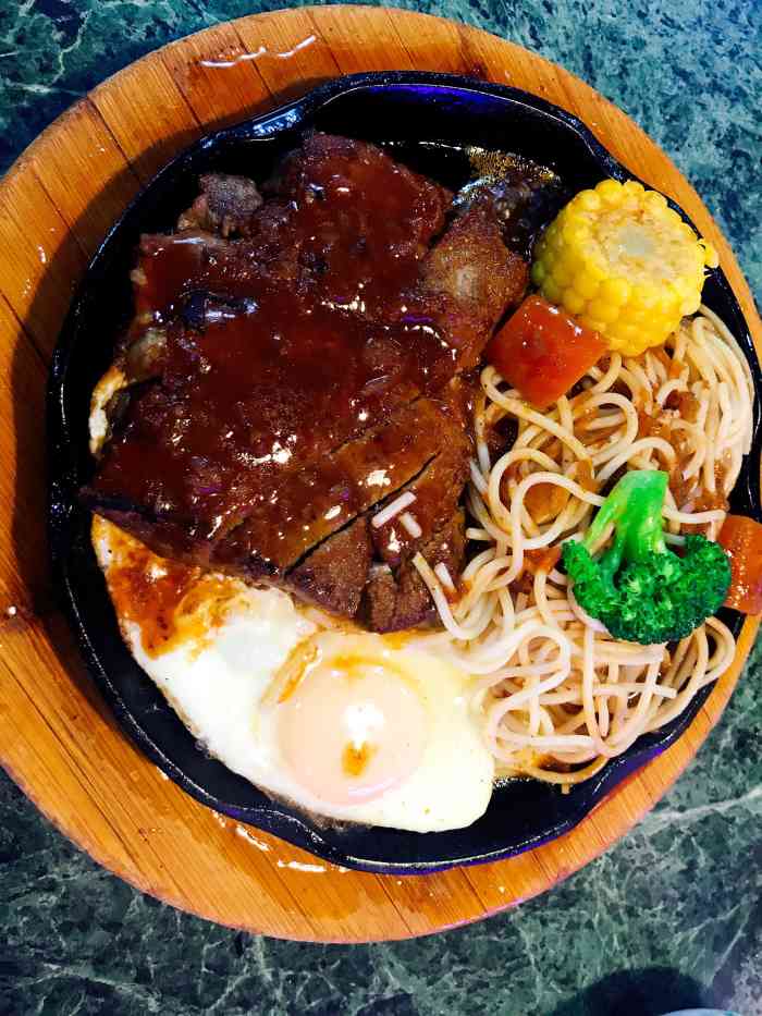 豪仕来牛排馆(悦荟店)-"牛排没以前好吃了,香蕉牛奶也不怎么好喝!