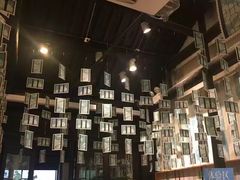 -猫的天空之城概念书店(杭州南宋御街店)