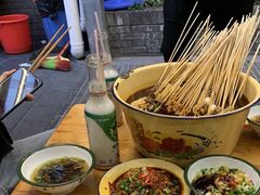 -拈签一笑黄牛肉辣卤串串