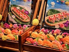 -雍容荟帝王蟹活龙虾展台自助(IFS黑金店)