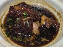 -老码头黑皮肘子锅包肉(赣水路店)