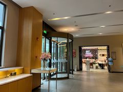 -上海浦东中心万枫酒店