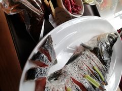 -红牌美蛙鱼头火锅(万辉国际广场店)
