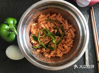 自己一个人也要吃好喝好玩好