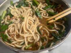 -正宗杨记普洱酸醋米线(总店)