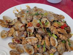 -鑫渔港海鲜本地菜·山海关浑锅(东戴河店)