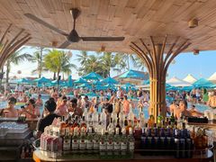 -FINNS Beach Club