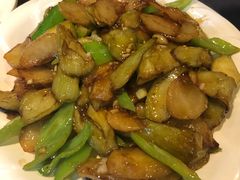 地三鲜-东北农家饺子村(昌平路店)