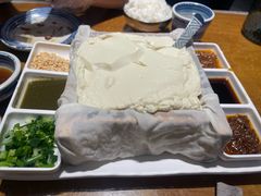 -95号酱骨·一块豆腐(展春园西路店)