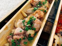 -胡须哥网红竹筒菜