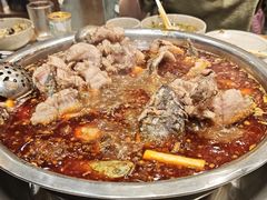 -肖肖酸萝卜鱼火锅(总店)