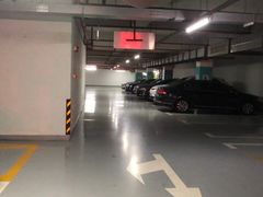 -九六广场-停车场