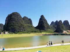 -钟山水墨田园