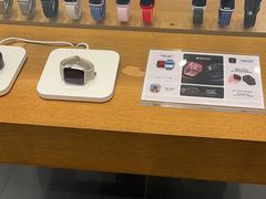 -Apple授权专营店(宝山万达店)