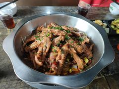 -冯大师鸭爪爪特色火锅(普定店)