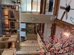 -蜜桃餐厅·伴山(湖滨商业街店)