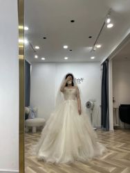 -予白婚纱礼服馆