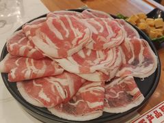 -牛三斤潮汕鲜牛肉火锅(昌发展万科店)