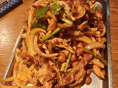 -喝丢一只鞋海鲜烧烤·海肠捞饭(市场店)