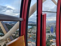 -七彩云南欢乐世界