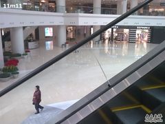 -百盛(莘庄店)