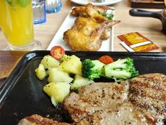 -必胜客(尹山湖歌林公园店)