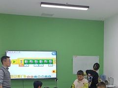 -童程童美信奥赛科技特长·乐高编程科创机器人(万达银盆岭校区)