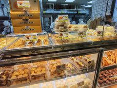-鲍师傅糕点(江苏路店)