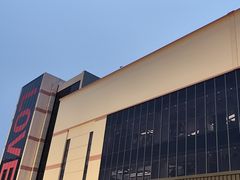 -胖东来生活广场(健康路店)