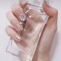 -慕拉美甲美睫皮肤管理