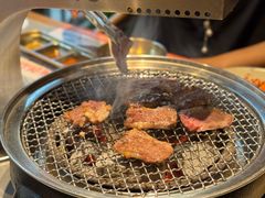 -草家酱蟹炭火烤肉店(珲春南路一店)