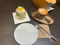 -théATRE茶聚场·餐厅(环球金融中心店)