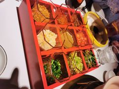 -领鲜天下·焗海鲜·花胶鸡(天目里店)