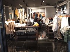 -Abercrombie&Fitch(德基广场店)