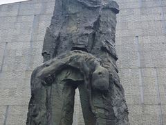 -侵华日军南京大屠杀遇难同胞纪念馆-停车场