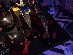 -温莎KTV(珠江路店)