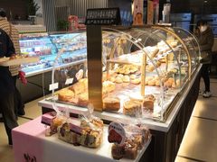 面包甜点陈列柜-御品轩(锦园店)