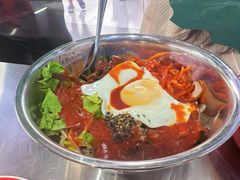 素什锦大铁盆拌饭-堂堂小伙夫·辽宁小吃大排档(京西大悦城店)