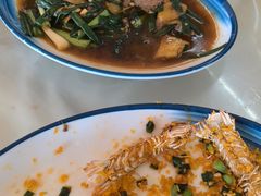 -红月湾海鲜饭店•沙滩海景(双月湾店)