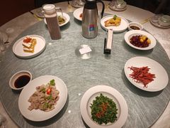 -侬佳蒸菜馆(听潮店)