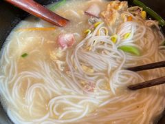 -勺子米线·云南传统小吃市集(四方街店)