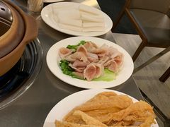 -胡须佬鸡煲四季火锅店(石厦西村直营店)