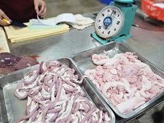 -标记美食新鲜猪杂(兴南大道店)