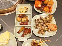 -梨花甄选自助烤肉(小寨原力场店)