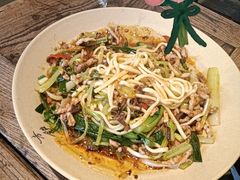 -方铲铲·成都板凳面(滨江银泰店)